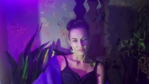 Snapshot of kristinagold44 chatting on 12-21-24, 10:30 Kristina online show from 12-21-24, 10:30