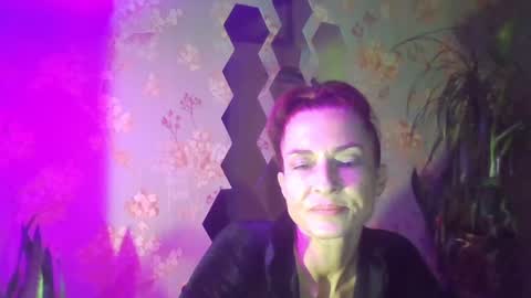 Snapshot of kristinagold44 chatting on 01-29-25, 02:42 Kristina online show from 01-29-25, 02:42