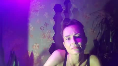 Snapshot of kristinagold44 chatting on 02-01-25, 07:13 Kristina online show from 02-01-25, 07:13