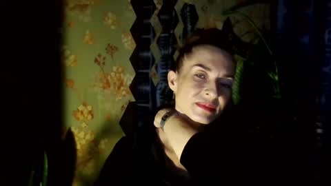 Snapshot of kristinagold44 chatting on 02-12-25, 02:10 Kristina online show from 02-12-25, 02:10