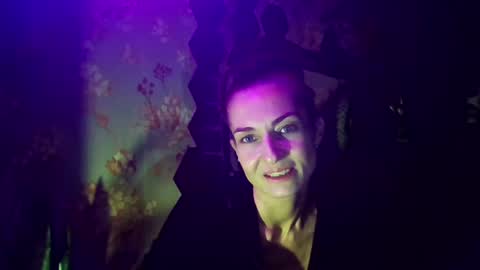 Snapshot of kristinagold44 chatting on 02-12-25, 05:16 Kristina online show from 02-12-25, 05:16