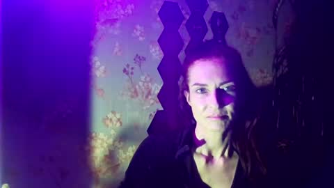 Snapshot of kristinagold44 chatting on 02-23-25, 07:07 Kristina online show from 02-23-25, 07:07