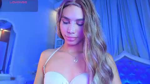 Snapshot of kristinagriner chatting on 06-11-26, 02:53 KristinaGriner online show from 06-11-26, 02:53