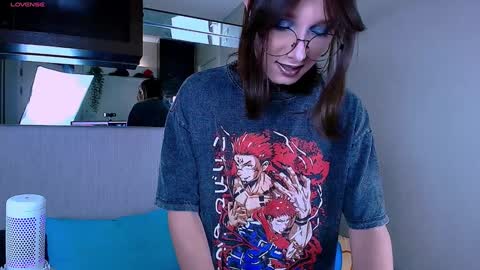 Snapshot of kristinaholland chatting on 01-30-25, 06:54 kristina online show from 01-30-25, 06:54