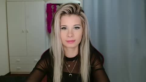 KristineAmore online show from 10-30-25, 07:25