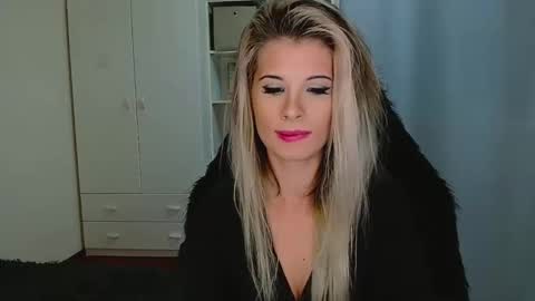 KristineAmore online show from 11-14-25, 04:17