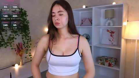 Snapshot of kristinemckerley chatting on 09-09-25, 01:27 Sofia online show from 09-09-25, 01:27