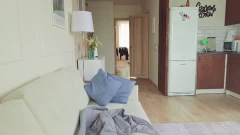 Kristi online show from 09-15-25, 04:34