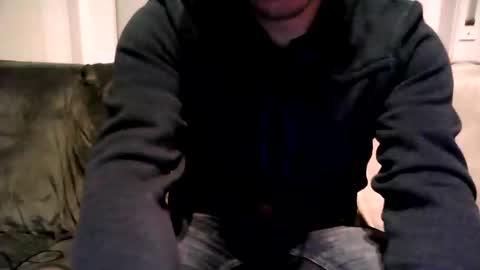 kristoffer220 online show from 12-16-24, 07:32