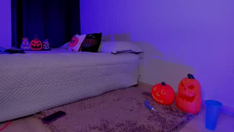 Im Dani3 online show from 10-15-25, 01:06