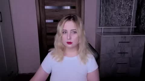 Kristy online show from 06-16-26, 07:16