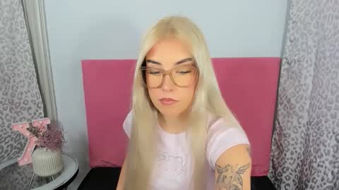 KristyFlowers online show from 01-14-26, 03:50