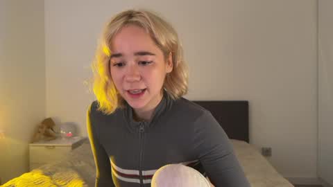 Snapshot of kristyspiritedaway chatting on 05-24-26, 05:51 Kristy Nip slip shady Best model on CB online show from 05-24-26, 05:51