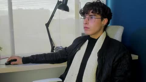 Snapshot of krown_nox chatting on 05-21-26, 11:17 krown_nox online show from 05-21-26, 11:17