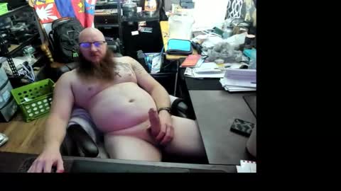 Snapshot of krugdd chatting on 10-14-25, 05:36 Krug online show from 10-14-25, 05:36