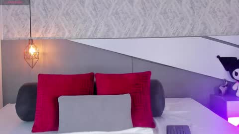 Snapshot of krystal_foxx chatting on 11-17-25, 05:08 Krystal online show from 11-17-25, 05:08