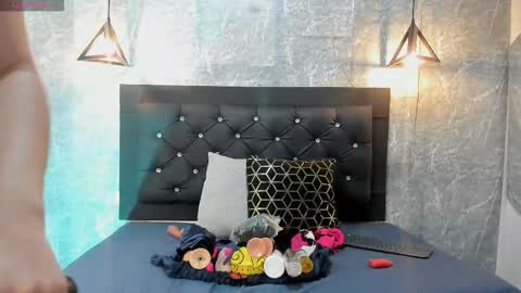 Kystal Taylor online show from 11-20-25, 10:59