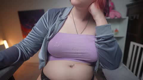 Snapshot of krystalsyxx chatting on 02-17-25, 09:19 Krystal Syx online show from 02-17-25, 09:19