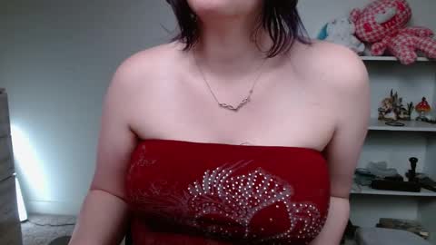 Snapshot of krystalsyxx chatting on 04-29-26, 02:26 Krystal Syx online show from 04-29-26, 02:26