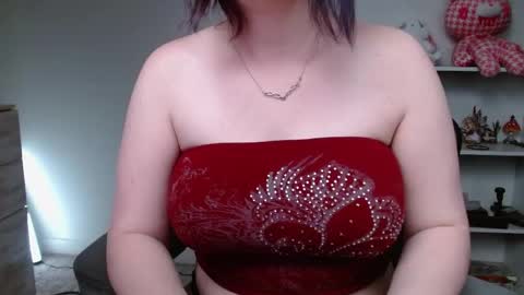 Snapshot of krystalsyxx chatting on 05-09-26, 06:02 Krystal Syx online show from 05-09-26, 06:02