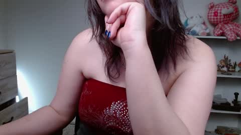 Snapshot of krystalsyxx chatting on 05-18-26, 01:17 Krystal Syx online show from 05-18-26, 01:17