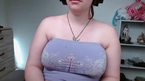 Snapshot of krystalsyxx chatting on 06-12-26, 02:38 Krystal Syx online show from 06-12-26, 02:38