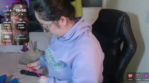 kryystaladams online show from 04-14-26, 08:31