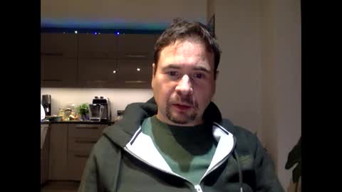 Snapshot of krzysztof1977 chatting on 01-20-25, 08:50 krzysztof1977 online show from 01-20-25, 08:50