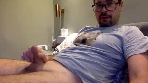 Snapshot of krzysztof1977 chatting on 12-23-25, 09:18 krzysztof1977 online show from 12-23-25, 09:18