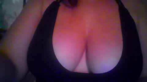 Snapshot of ksex2191 chatting on 10-24-25, 03:30 Dick Greedy online show from 10-24-25, 03:30
