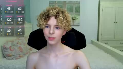 Snapshot of kudi_j chatting on 10-28-25, 05:48 Kudi online show from 10-28-25, 05:48