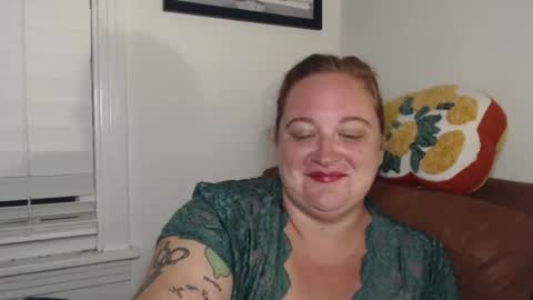 Snapshot of kudraalo chatting on 11-17-25, 02:17 Ho-verdrive online show from 11-17-25, 02:17