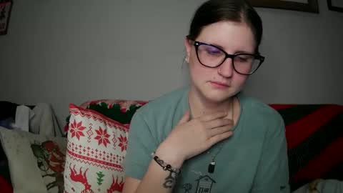 Snapshot of kunzitegoddess chatting on 12-08-24, 11:40 Samantha online show from 12-08-24, 11:40