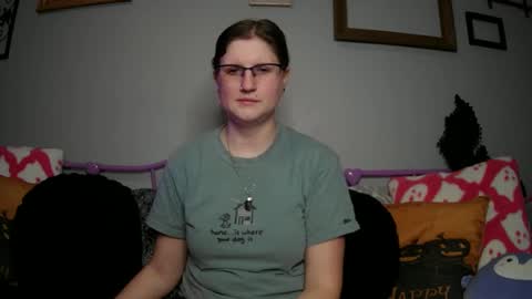 Snapshot of kunzitegoddess chatting on 02-21-25, 01:00 Samantha online show from 02-21-25, 01:00