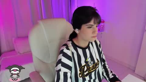   online show from 12-14-25, 02:17