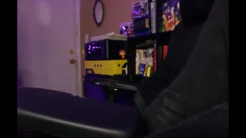 Kushgoth online show from 04-28-26, 04:39