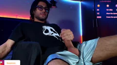 Snapshot of kuzzcoo chatting on 01-12-26, 03:23 kuzzcoo online show from 01-12-26, 03:23