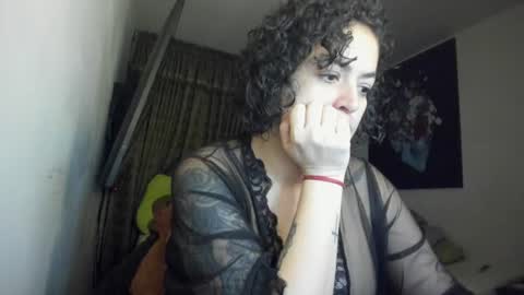 Snapshot of kyhara chatting on 07-10-26, 12:37 kyhara online show from 07-10-26, 12:37