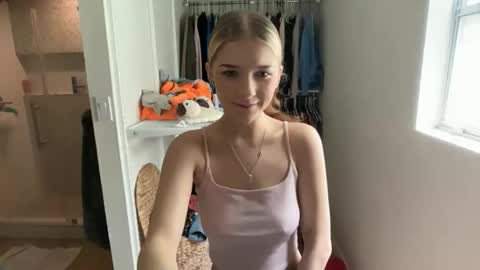 kyky online show from 05-03-26, 05:41
