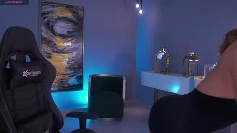 I am Kyla online show from 06-11-26, 10:02