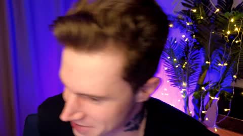 Kyle online show from 12-31-24, 09:39