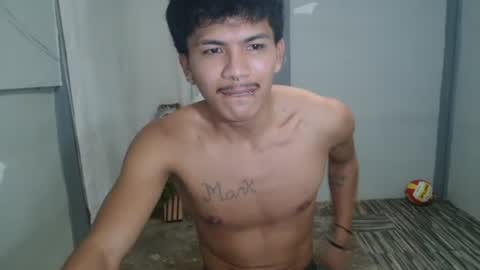 Snapshot of kyle_lourence chatting on 05-16-26, 04:17 kyle_lourence online show from 05-16-26, 04:17