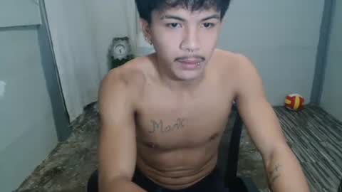 Snapshot of kyle_lourence chatting on 05-18-26, 12:22 kyle_lourence online show from 05-18-26, 12:22