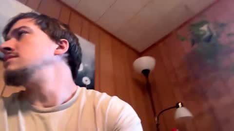 Snapshot of kylecincinnati chatting on 11-02-25, 08:33 kylecincinnati online show from 11-02-25, 08:33