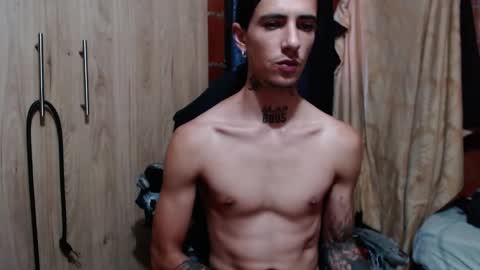 kyleer77 online show from 11-02-25, 08:11