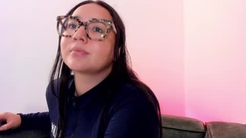 Kyleigh online show from 06-10-26, 12:33