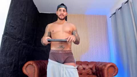 kylenorth_ online show from 03-18-26, 08:01