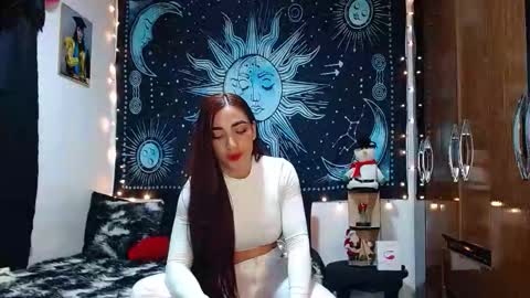 kylie online show from 12-16-25, 12:37