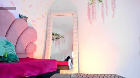 Kylie online show from 03-09-25, 02:39