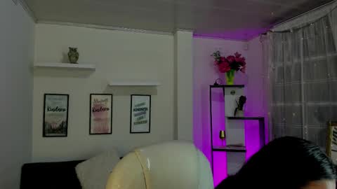 kylie online show from 12-16-25, 01:16